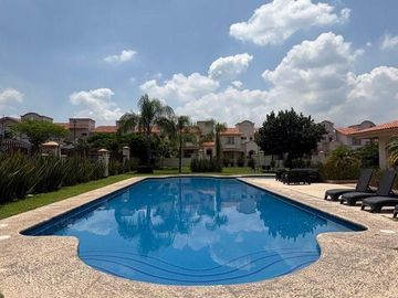 CASA EN RENTA VILLA CALIFORNIA TLAJOMULCO