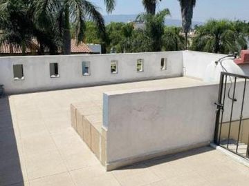VENDO CASA ADJUDICADA EN VILLA FONTANA TLAQUEPAQUE JALISCO