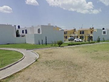 VENDO CASA ADJUDICADA EN VILLA FONTANA TLAQUEPAQUE JALISCO