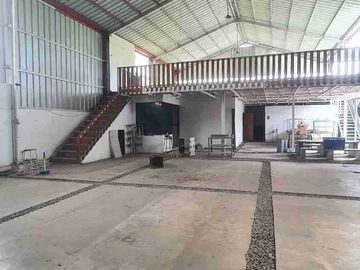 Gudang dan Ruang usaha strategis dijalan propinsi Banjaran - Soreang