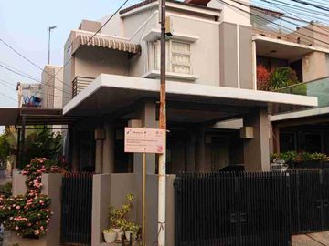 RUMAH BARU DI KOMPLEK TAMAN MALAKA - PONDOK KELAPA
