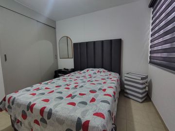 Casa en Renta Amueblada en León Guanajuato, sobre bulevard cañaveral, AL SUR   junto a hospital regional y de especialidad SE FACTURA