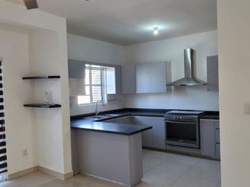 🏡✨ CASA EN RENTA – ESPACIO CUMBRES ✨🏡