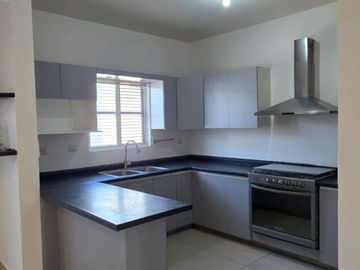 🏡✨ CASA EN RENTA – ESPACIO CUMBRES ✨🏡