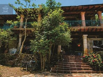 Casa en venta en Jiutepec con Jardín