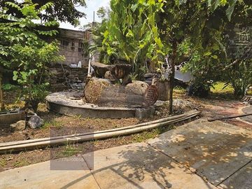 Casa en venta en Jiutepec con Jardín