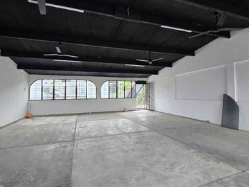 Local comercial en renta sobre el libramiento sur