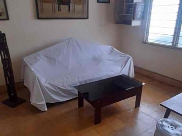 Dijual Rumah Lokasi Strategis, Cocok untuk kontrakan dan Kos-Kos an, Dekat jalan Utama di Jl. Otista, Cipinang, Cempedak, Jatinegara.