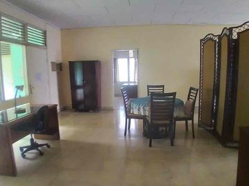 Dijual Rumah Lokasi Strategis, Cocok untuk kontrakan dan Kos-Kos an, Dekat jalan Utama di Jl. Otista, Cipinang, Cempedak, Jatinegara.