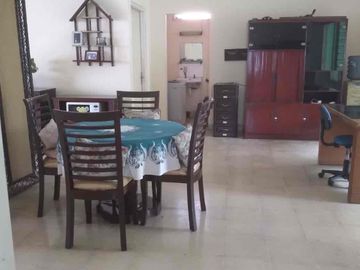 Dijual Rumah Lokasi Strategis, Cocok untuk kontrakan dan Kos-Kos an, Dekat jalan Utama di Jl. Otista, Cipinang, Cempedak, Jatinegara.