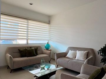 CASA EN RENTA AMUEBLADA EN LEÓN GUANAJUATO SOBRE BULEVARD INSURGENTES, AL NORTE DE LEÓN