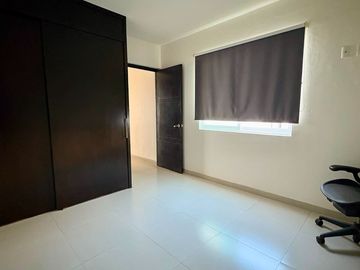 CASA EN RENTA AMUEBLADA EN LEÓN GUANAJUATO SOBRE BULEVARD INSURGENTES, AL NORTE DE LEÓN