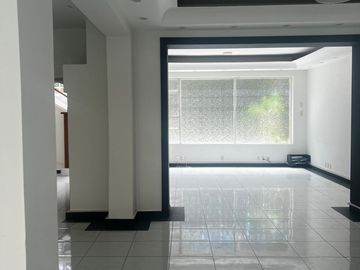 Casa/Oficina en Venta/Renta ubicado en Col. Guadalupe Inn. CDMX