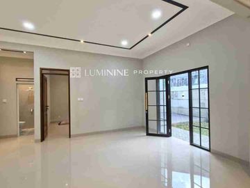 DIJUAL RUMAH BARU 1 LANTAI HALAMAN BELAKANG LUAS DI KENCANA LOKA,5 MENIT KE TOL BSD BISA KPR