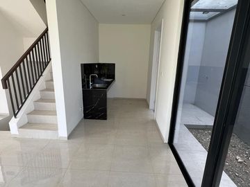 Disewakan Rumah Siap Huni di Premium Area Discovery Bintaro Jaya Harga Masih Nego