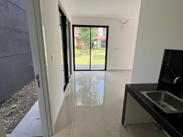 Disewakan Rumah Siap Huni di Premium Area Discovery Bintaro Jaya Harga Masih Nego