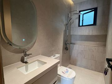 Pre-Selling 3BR 2 Car Garage Townhouse New Zaniga Mandaluyong -AJCM