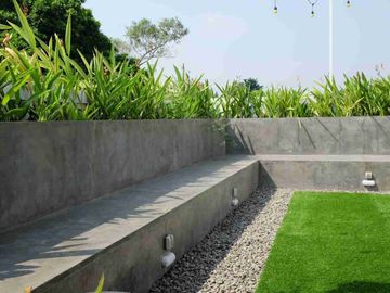 Disewakan Mini Building Area utan kayu ,Matraman Ex Cafe cocok utk Kuliner, KANTOR,/ BISNIS LAINNYA