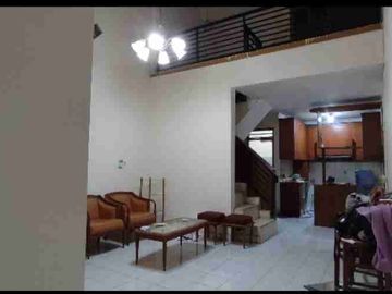 DISEWAKAN RUMAH 2 LANTAI – KOMPLEK PERTAMINA PONDOK GEDE, BEKASI