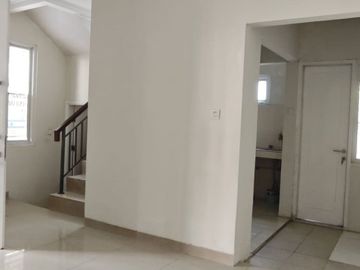 *DISEWAKAN CEPAT RUMAH RAPIH SIAP HUNI CLUSTER SAMARA VILLAGE GADING SERPONG