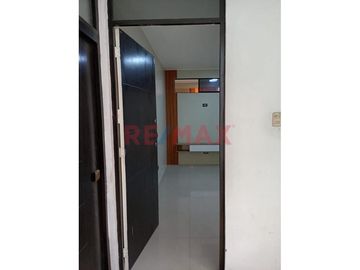 Venta De Departamento - Ubicado En El Distrito De Los Olivos .