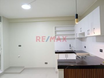 Venta De Departamento - Ubicado En El Distrito De Los Olivos .