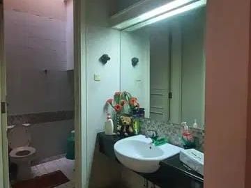 RUMAH MEWAH 2 LANTAI DI GEDUNG HIJAU PONDOK INDAH JAKARTA SELATAN