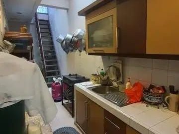 RUMAH MEWAH 2 LANTAI DI GEDUNG HIJAU PONDOK INDAH JAKARTA SELATAN