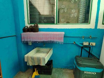 Remato Hermosa casa campirana rústica con bello jardín maduro