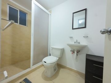 Renta de Departamento en Planta Baja | 2 Recámaras + Sala TV | Real Solare, Privada Epic