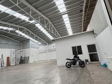 Nave Industrial EN RENTA,  EN LEÓN GUANAJUATO Acondicionada Ubicación: Col. Independencia 2015, León, Gto.