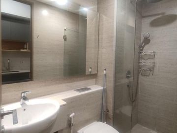 Disewa 45juta pertahun, Taman Anggrek Residences Studio 1 Bed, Fully Furnished, Pool View