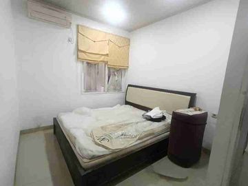 Rumah rapih udah renov 2 lantai dijual semi furnished perumahan Taman Modern Cakung Jakarta Timur