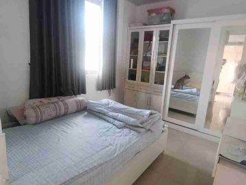 Rumah rapih udah renov 2 lantai dijual semi furnished perumahan Taman Modern Cakung Jakarta Timur