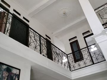 Rumah Cantik Mewah Cocok untuk Kos Kosan di Binong Curug Tangerang