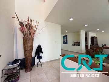 CASA EN VENTA I PORTA FONTANA I ZONA NORTE I ESPACIOS AMPLIOS I UBICACION PRIVILEGIADA A UNOS MINUTOS DE PLAZA MAYOR Y PARQUE METROPOLITANO