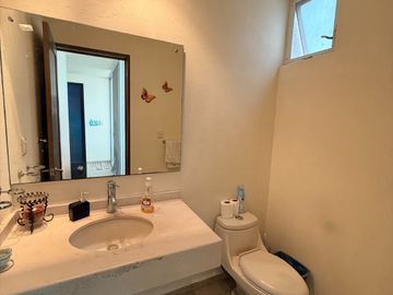 CASA EN VENTA I PORTA FONTANA I ZONA NORTE I ESPACIOS AMPLIOS I UBICACION PRIVILEGIADA A UNOS MINUTOS DE PLAZA MAYOR Y PARQUE METROPOLITANO