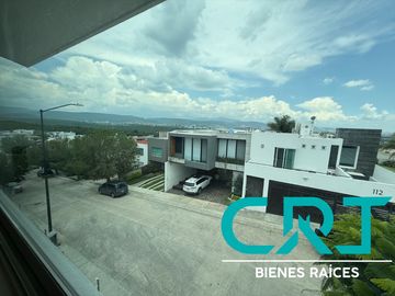 CASA EN VENTA I PORTA FONTANA I ZONA NORTE I ESPACIOS AMPLIOS I UBICACION PRIVILEGIADA A UNOS MINUTOS DE PLAZA MAYOR Y PARQUE METROPOLITANO