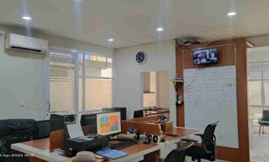 Dijual. Gudang + kantor, Di Bekasi Utara.. Lokasi strategis.