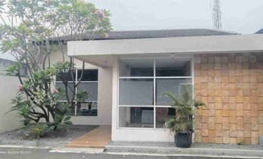 Dijual. Gudang + kantor, Di Bekasi Utara.. Lokasi strategis.