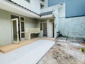 Dijual BU dan Disewakan Murah Rumah Bagus di Boulevard Grand Galaxy Bekasi