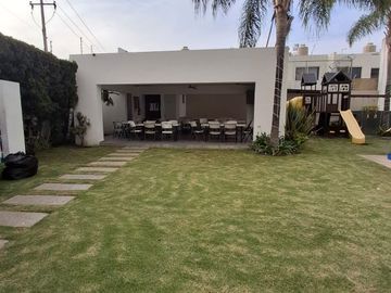 Casa en Renta | El Pórtico, 1.ª Sección Bugambilias, Zapopan