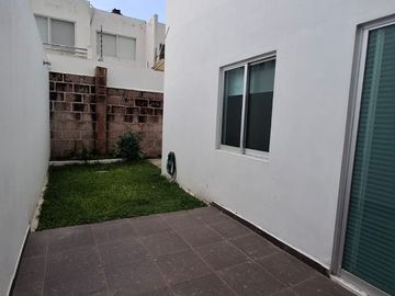 Casa en Renta | El Pórtico, 1.ª Sección Bugambilias, Zapopan