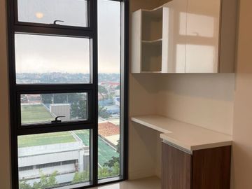 FOR LEASE and SALE: Elegant 2 Bedroom Unit in Arbor Lanes Willow Tower, Arca South, Taguig