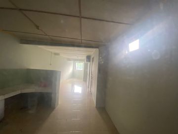 Rumah SHM Rp1,2 Miliar Dekat Bandara & Plaza Ambarrukmo – Potensial untuk Investasi