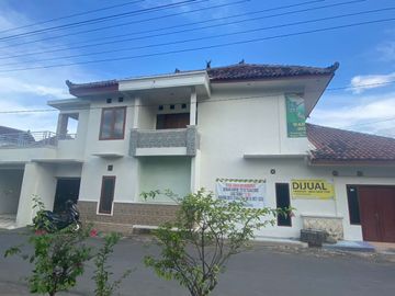 Rumah SHM Rp1,2 Miliar Dekat Bandara & Plaza Ambarrukmo – Potensial untuk Investasi