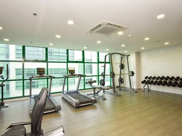 Penthouse near GMA Network | 274 sqm | 35M CASH all in | 5 Bedrooms | As is, Where is | Ready for Occupancy.