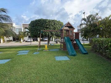 Casa Terra en Vita Residenze Cancún | Privada con Alberca y Seguridad