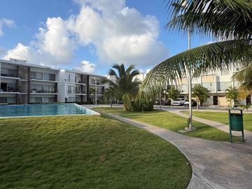 Casa Terra en Vita Residenze Cancún | Privada con Alberca y Seguridad