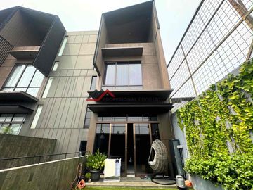 Town House Siap Huni Akses Strategis Di Bangka Kemang